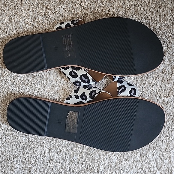 New Animal Print Sandals - Picture 3 of 3